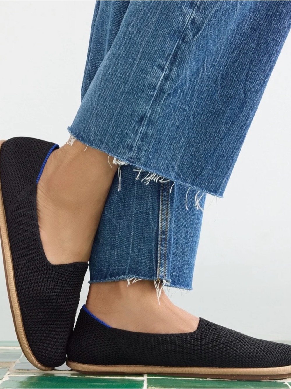New In Box Rothy’s Cruiser Loafer In Black Raffia Knit Size 5 - Picture 2 of 12